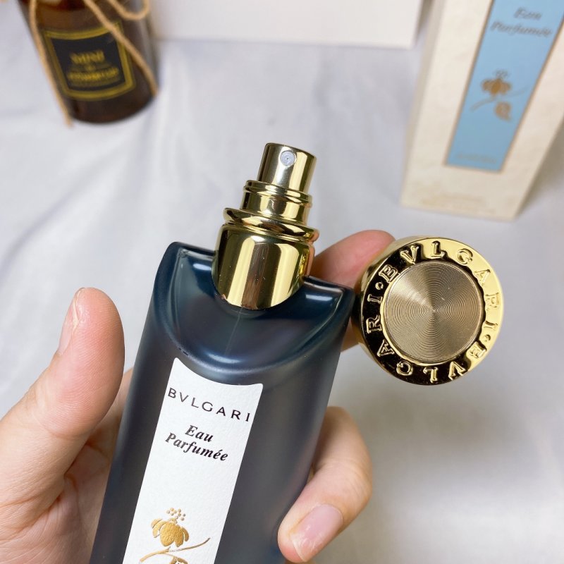 BVLGARI Eau Parfumée Au Thé Bleu Cologne 75ml view