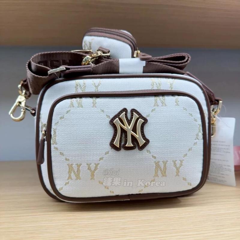 MLB NY Camera Bag Cream & Brown Monogram