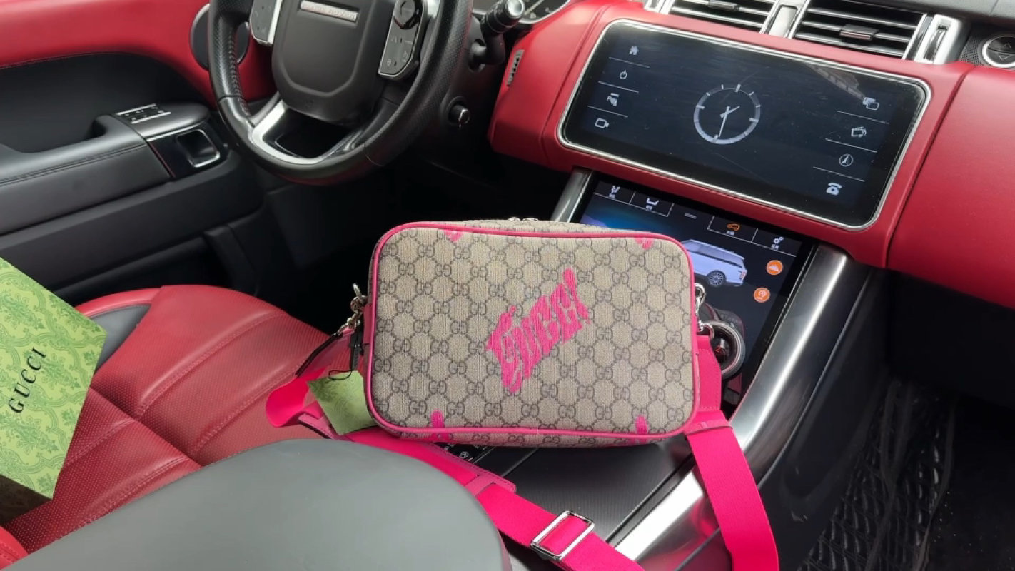 Gucci GG Monogram Shoulder Bag Pink