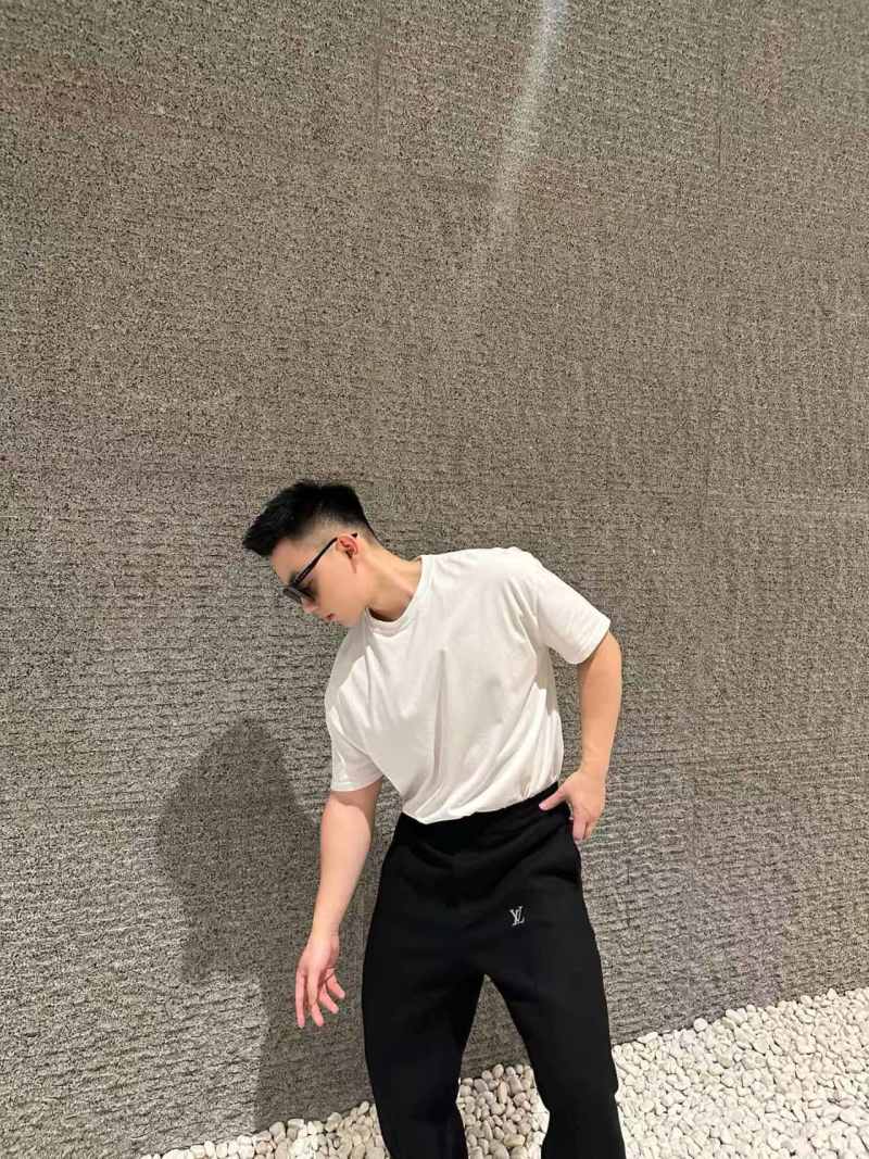 Louis Vuitton Black Relaxed-Fit Trousers view