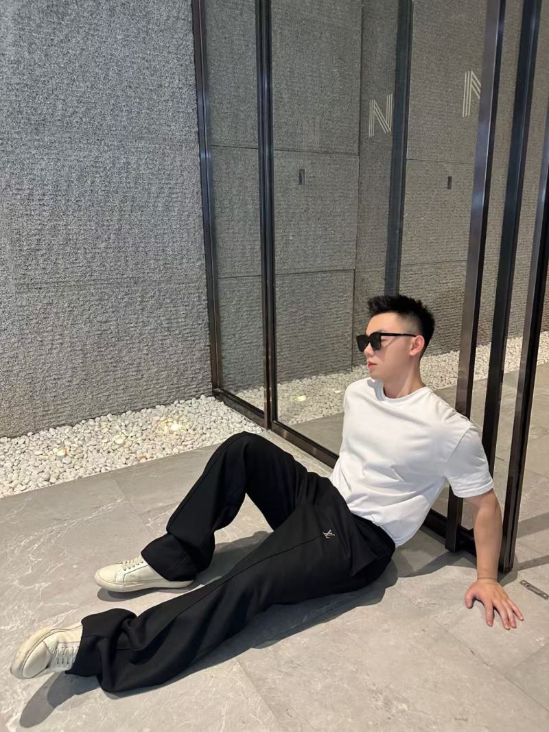 Louis Vuitton Black Relaxed-Fit Trousers view