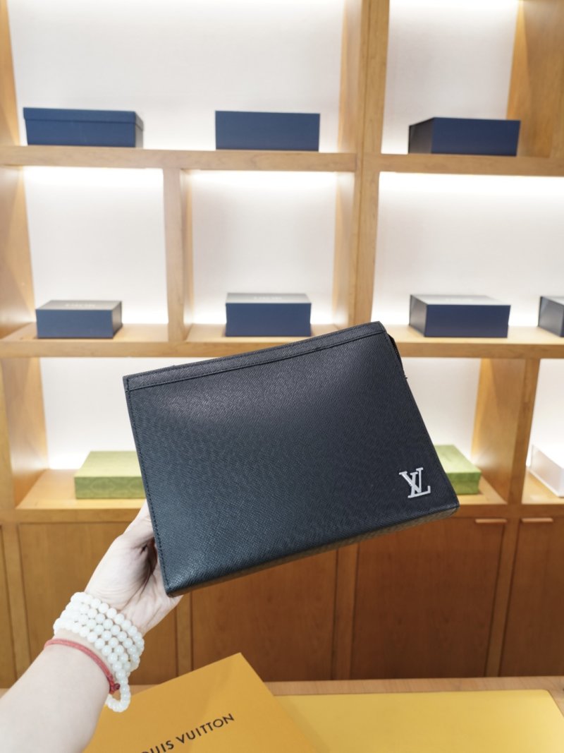 Louis Vuitton Black Leather Clutch Wallet 26x20cm view