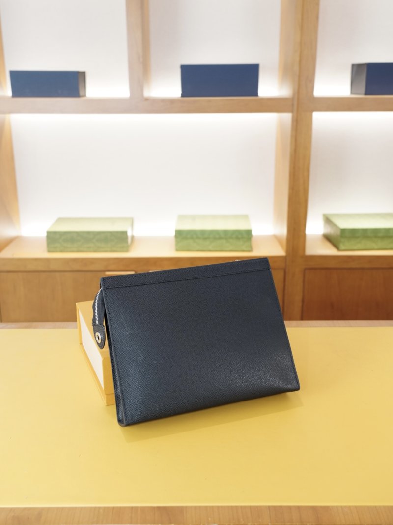 Louis Vuitton Black Leather Clutch Wallet 26x20cm view