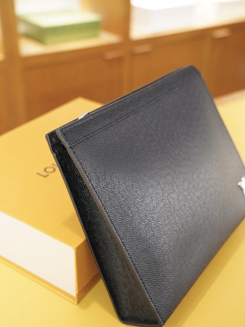 Louis Vuitton Black Leather Clutch Wallet 26x20cm view