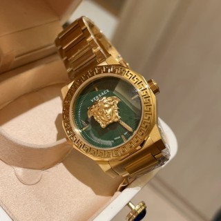 Versace Medusa Gold Quartz Watch with Green Dial view 5