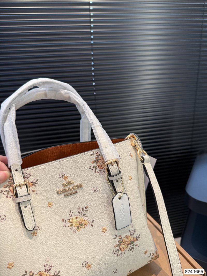 Coach Vintage Floral Bucket Tote Bag - Cream view