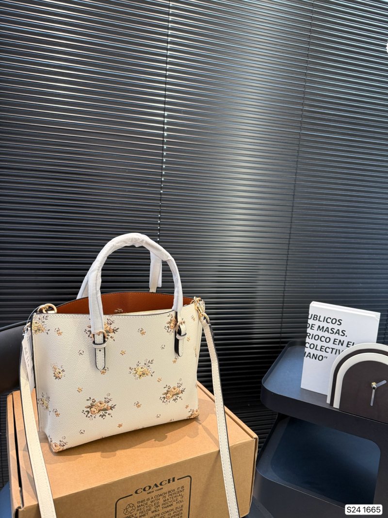 Coach Vintage Floral Bucket Tote Bag - Cream view