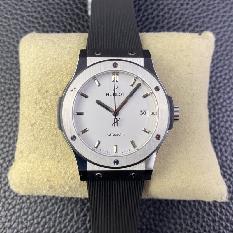 Hublot Classic Fusion 42mm White Dial Automatic Watch