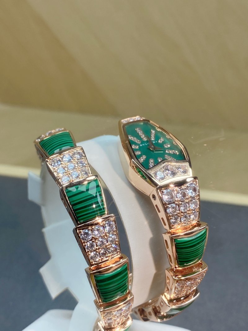 Bulgari Serpenti Rose Gold Green Malachite Diamond Watch view