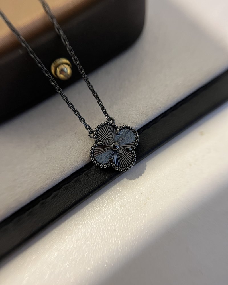 Cartier Alhambra Heart Black Onyx Pendant Necklace view
