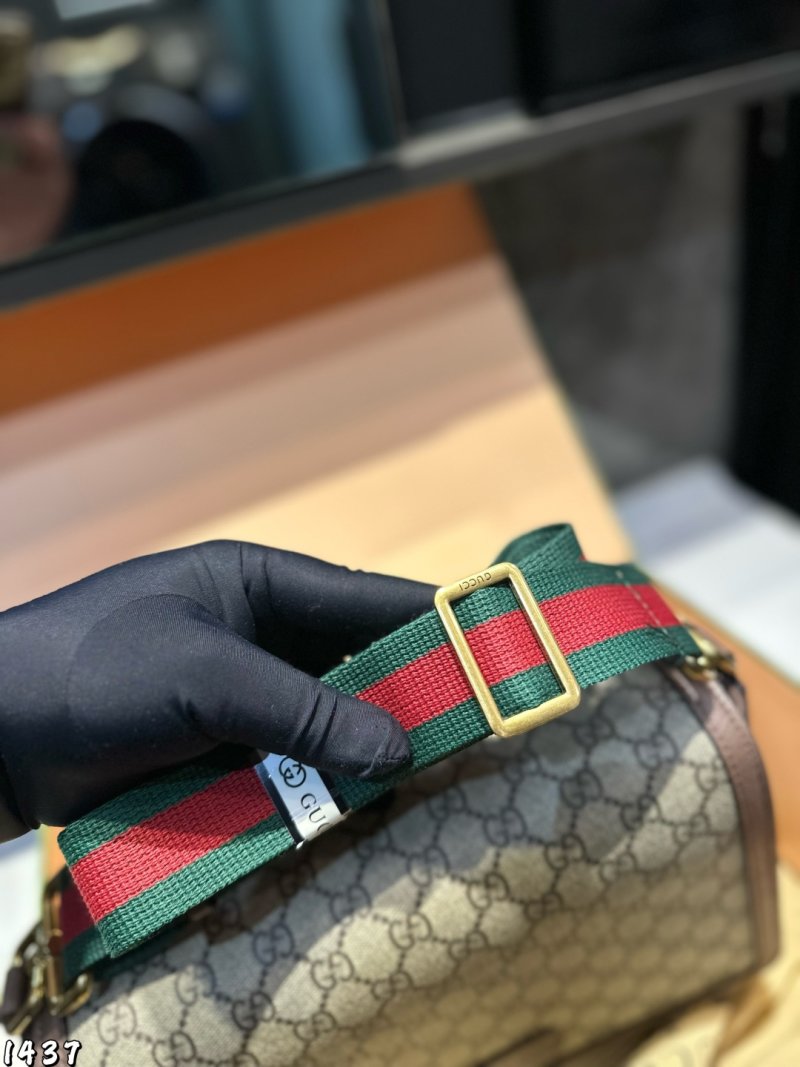 Gucci Ophidia GG Shoulder Bag - Blue view