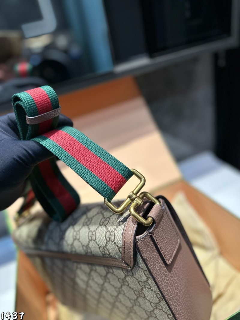 Gucci Ophidia GG Shoulder Bag - Blue view