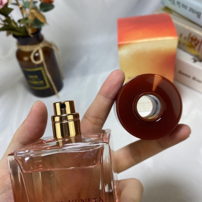Bottega Veneta Illusione Women's Eau de Parfum 75ml view