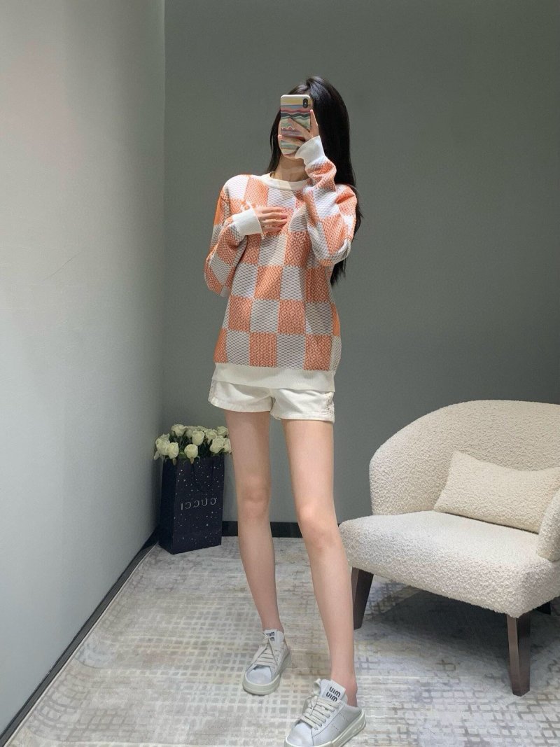 Louis Vuitton Damier Jacquard Crew Neck Sweater Cream Orange view