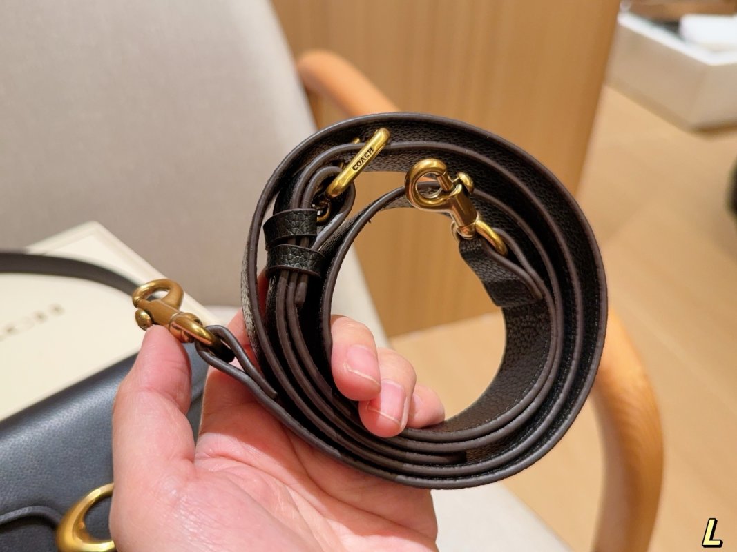 Coach Tabby Black Leather Shoulder Bag view