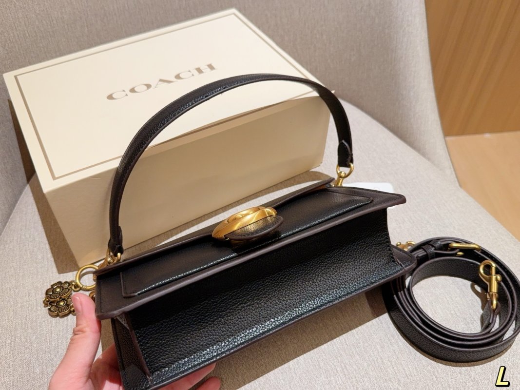 Coach Tabby Black Leather Shoulder Bag view