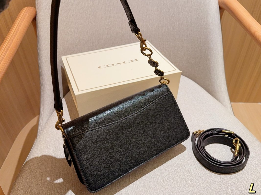 Coach Tabby Black Leather Shoulder Bag view