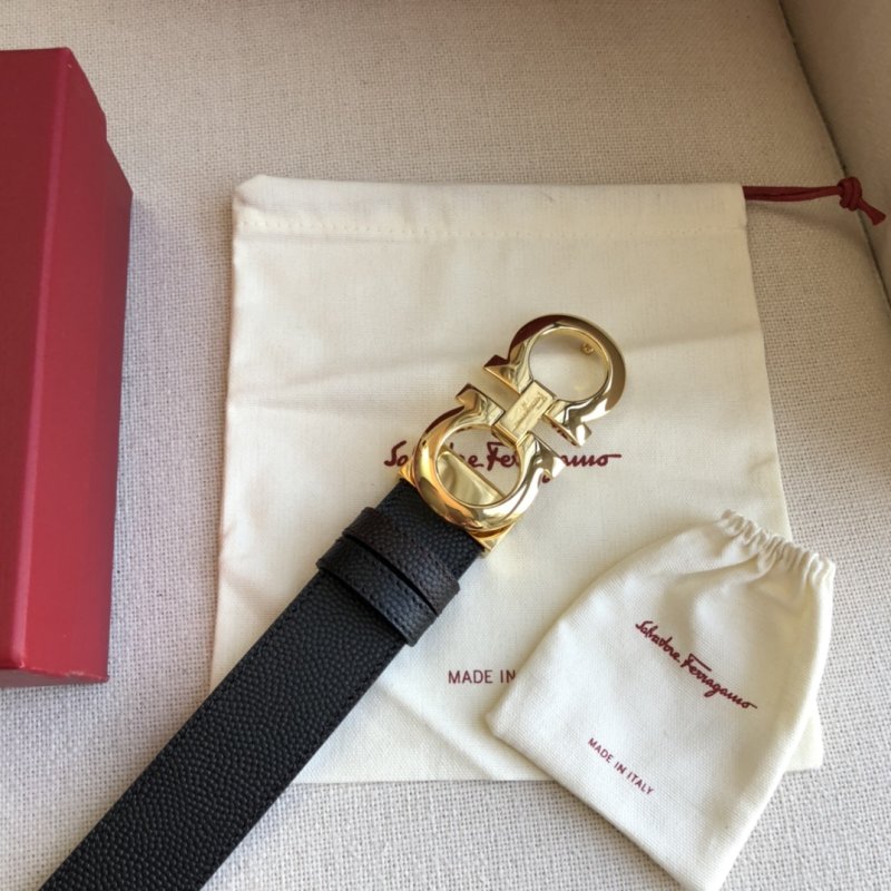 Salvatore Ferragamo Black Leather Gold Buckle Belt