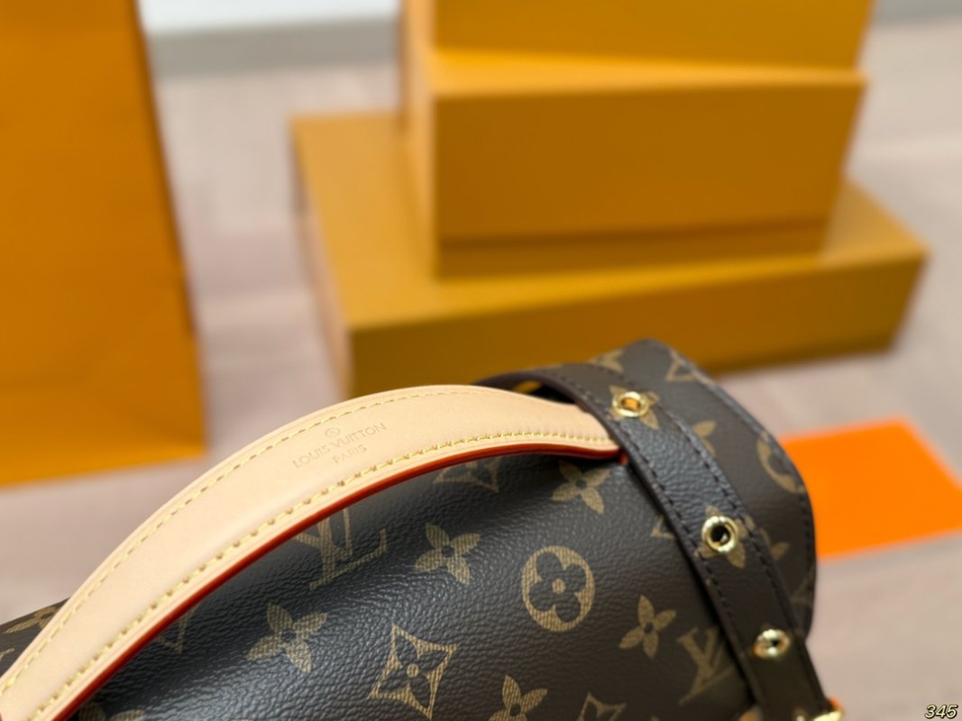 Louis Vuitton Monogram Messenger Bag - Brown view