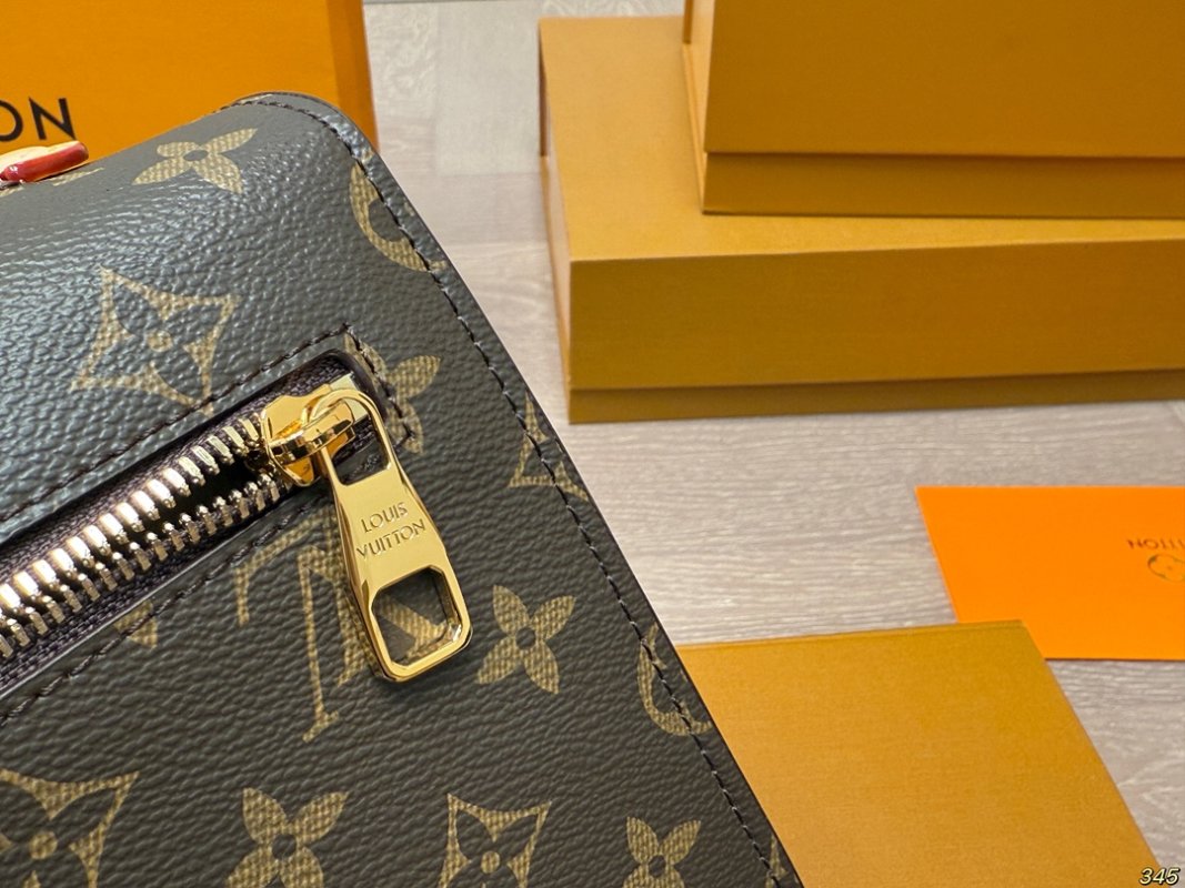 Louis Vuitton Monogram Messenger Bag - Brown view