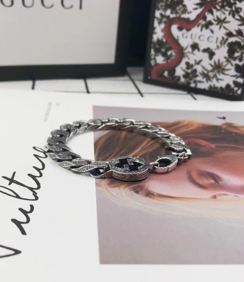 Gucci GG Marmont Engraved Chain Bracelet Silver view