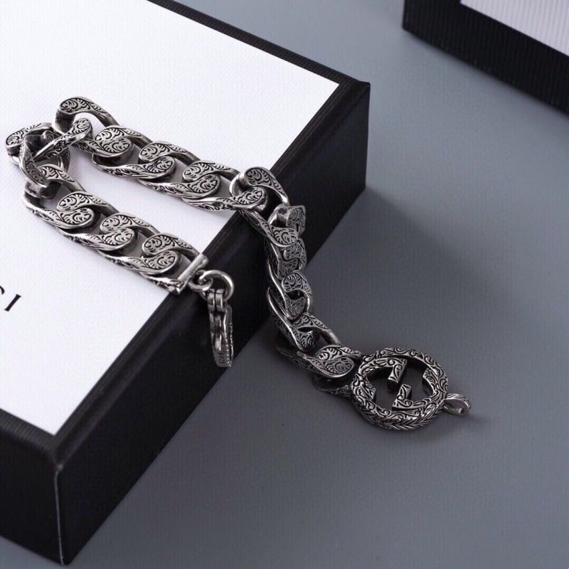 Gucci GG Marmont Engraved Chain Bracelet Silver view