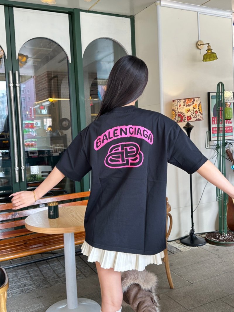 Balenciaga Logo Black T-Shirt Pink Print view