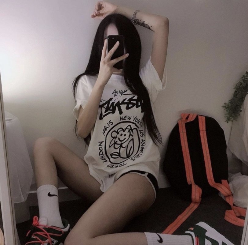 Stüssy White Graphic Print Short Sleeve T-Shirt view