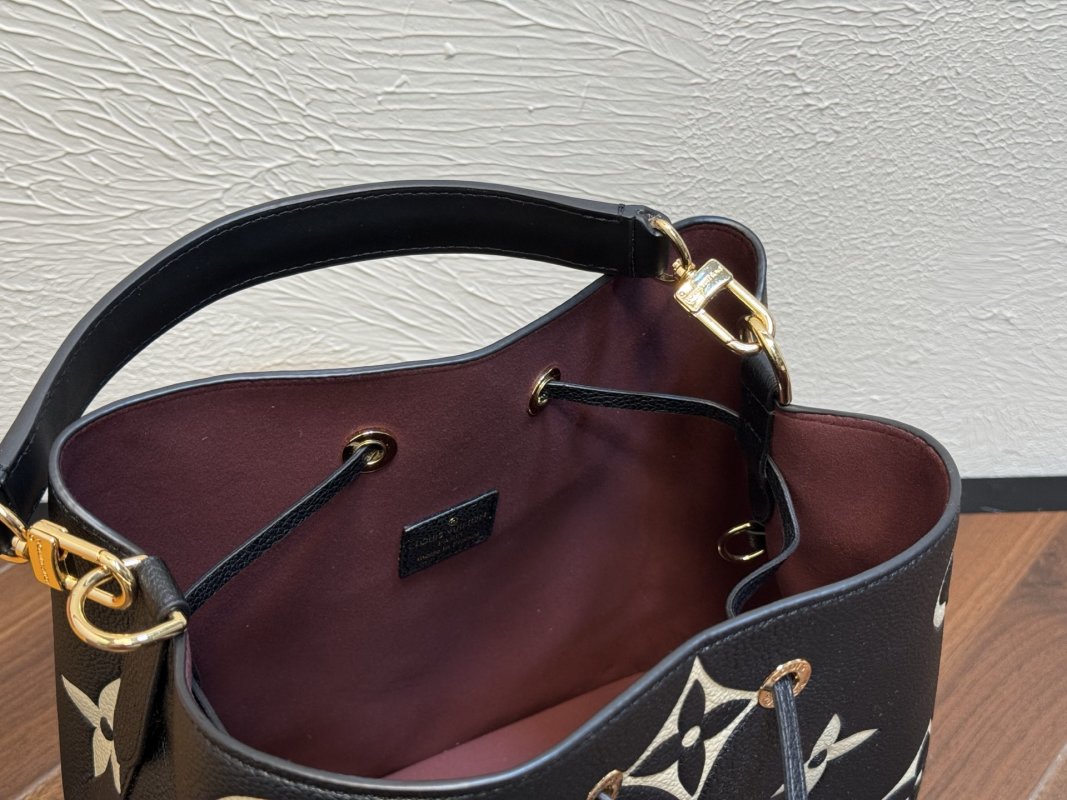 Louis Vuitton Neooe MM Black Monogram Bucket Bag view