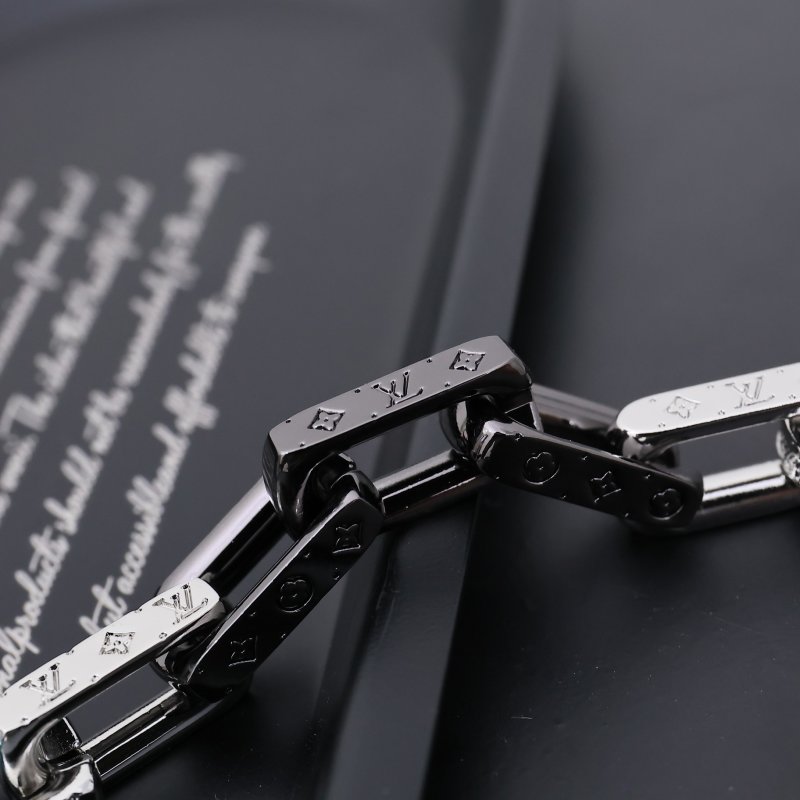 Louis Vuitton Monogram Chain Bracelet Silver view