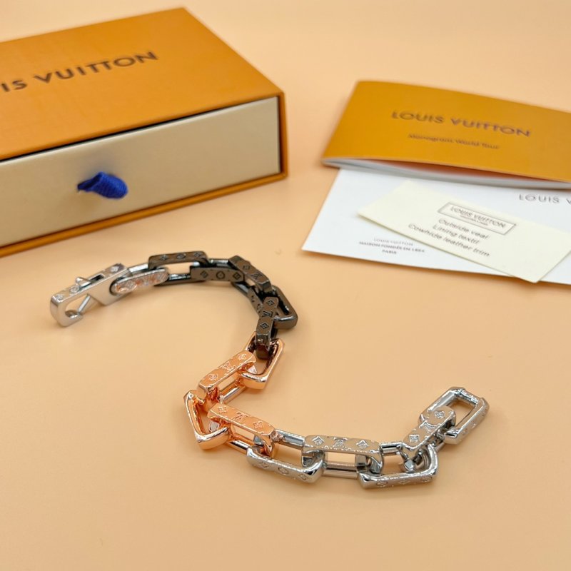 Louis Vuitton Monogram Chain Bracelet Silver view
