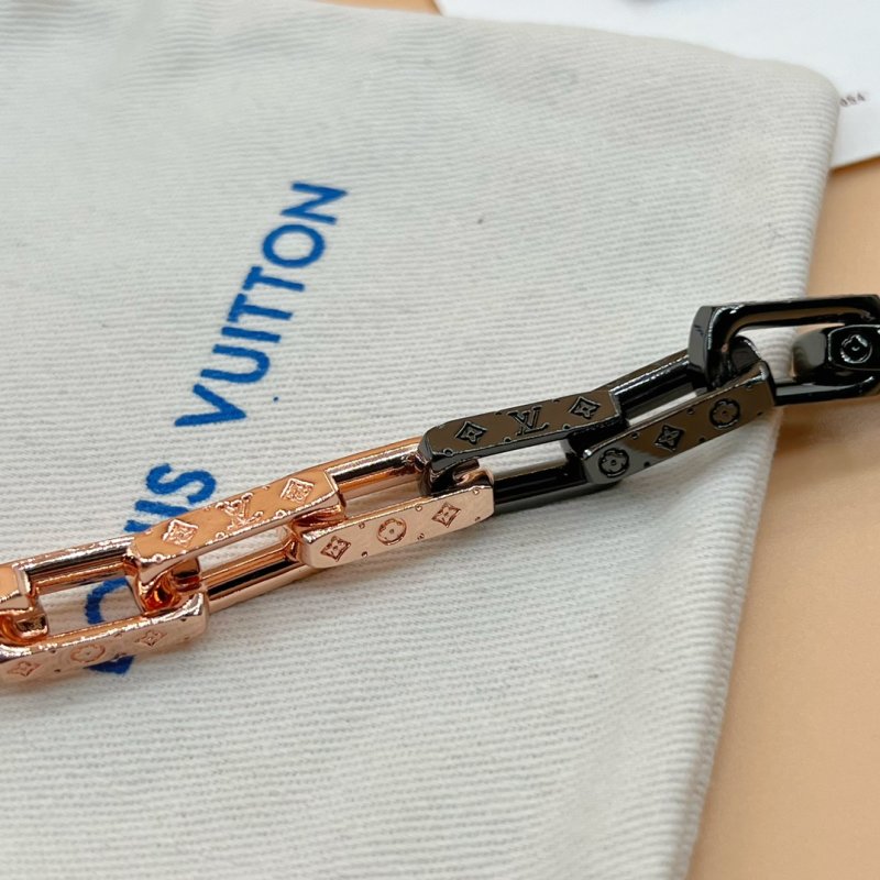 Louis Vuitton Monogram Chain Bracelet Silver view