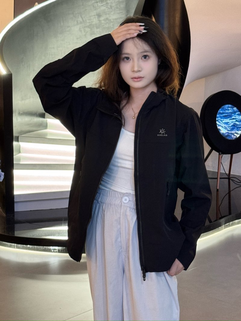 Kailas M8 Stand Collar Windbreaker Jacket Black