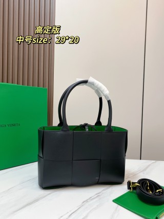Bottega Veneta Intrecciato Woven Tote Bag Black view 3