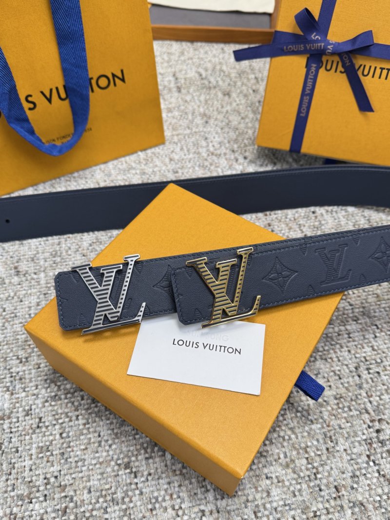 Louis Vuitton LV Initials Navy Leather Belt