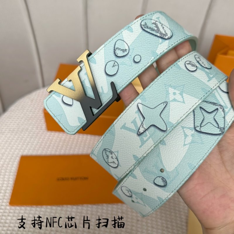 Louis Vuitton LV Pyramid Reversible Belt - Light Blue