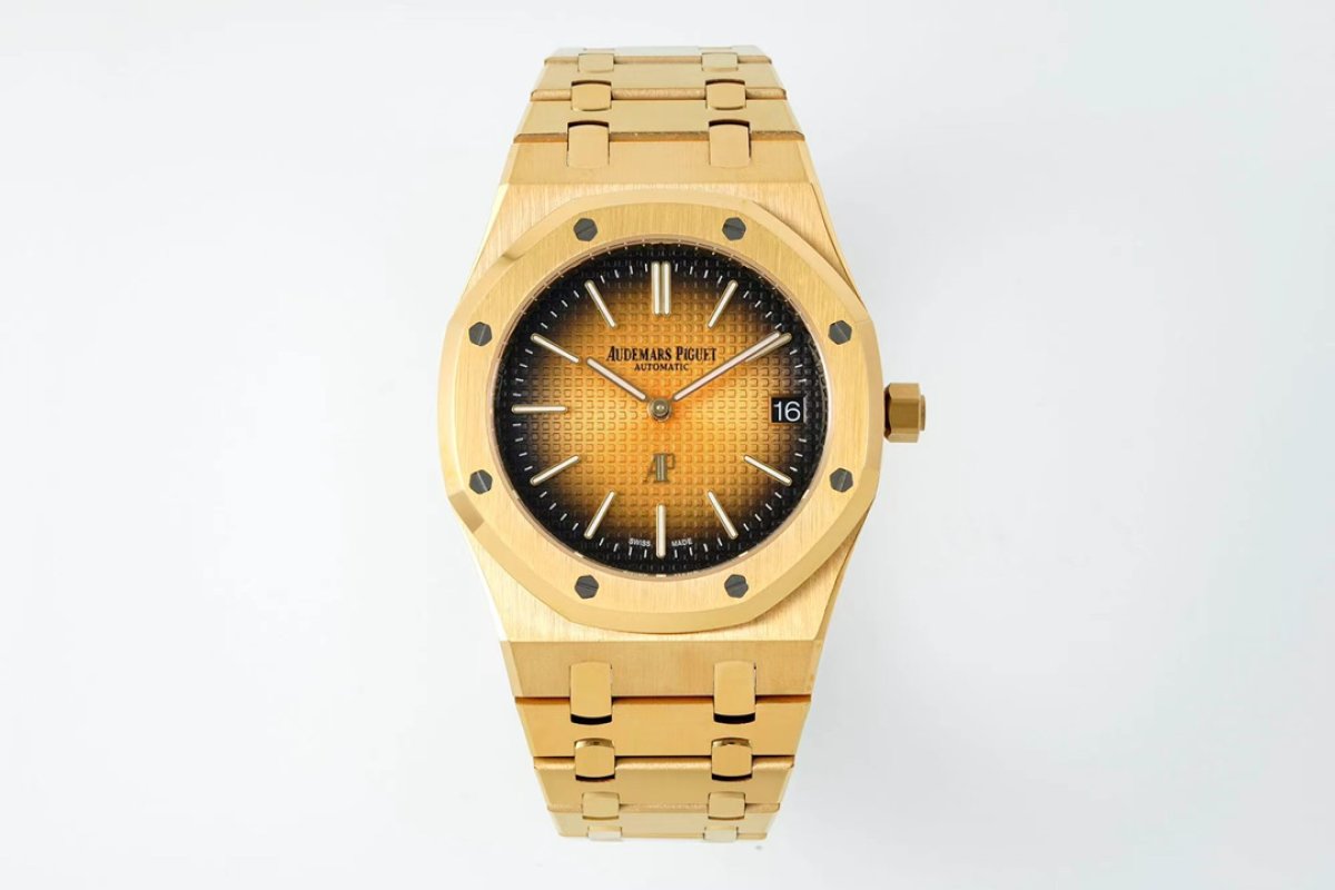 Audemars Piguet Royal Oak 15202 Gold Sunburst Dial