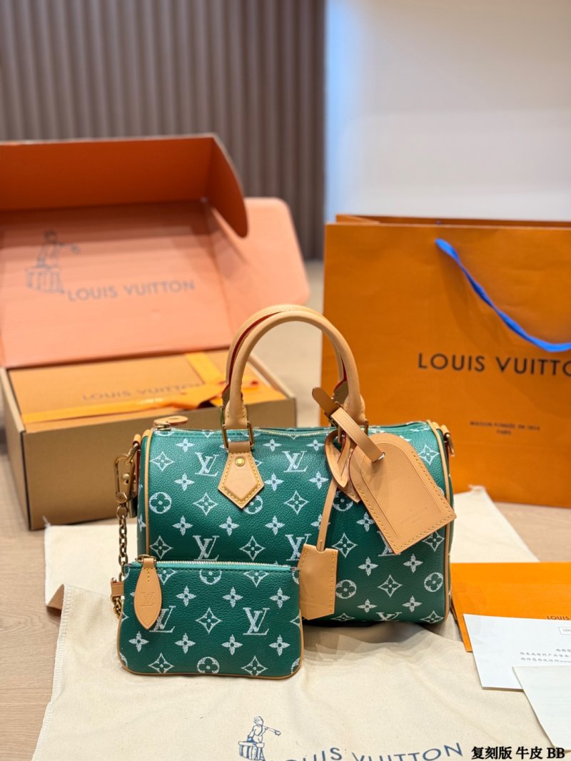 Louis Vuitton Speedy P209 Monogram Canvas Handbag - Green view