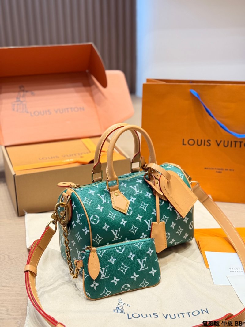 Louis Vuitton Speedy P209 Monogram Canvas Handbag - Green view
