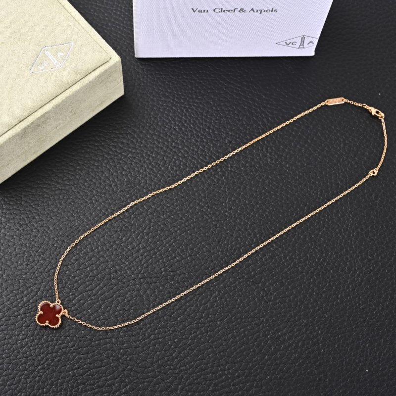 Van Cleef & Arpels Clover Pendant Necklace Red Gold
