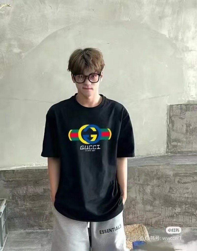 Gucci GG Stripe Logo Black T-Shirt view