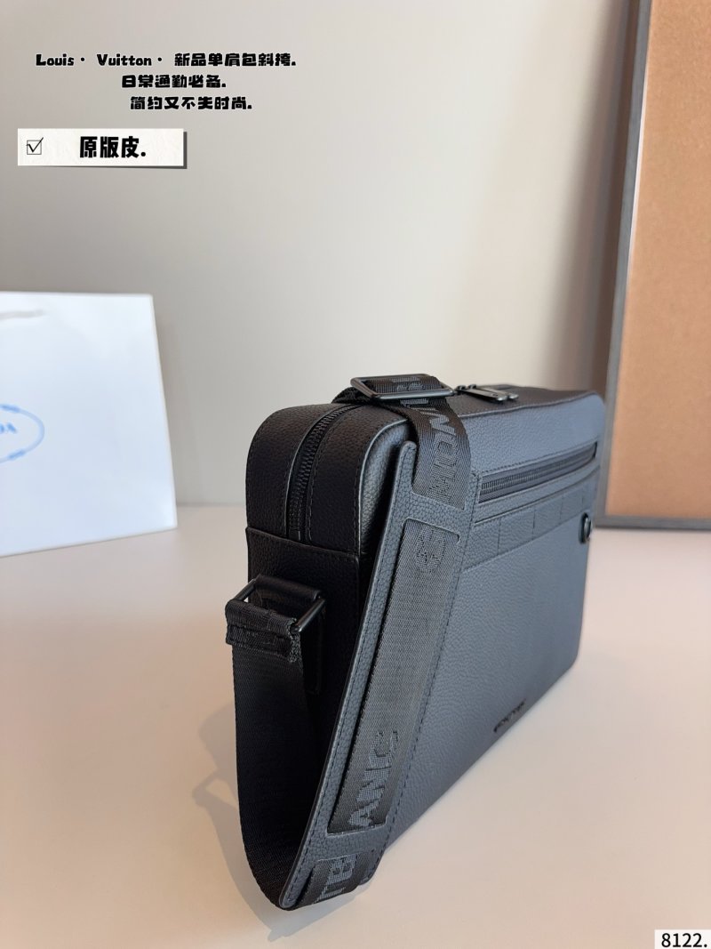 Louis Vuitton Outdoor Messenger Bag Black view