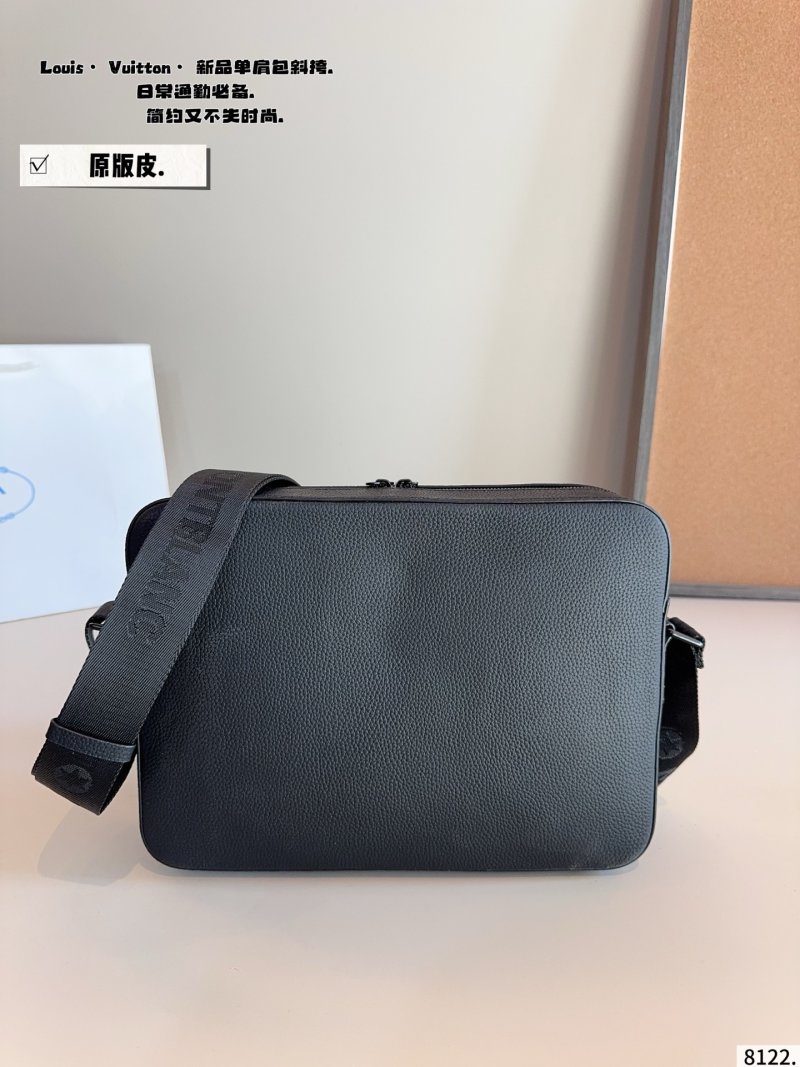Louis Vuitton Outdoor Messenger Bag Black view
