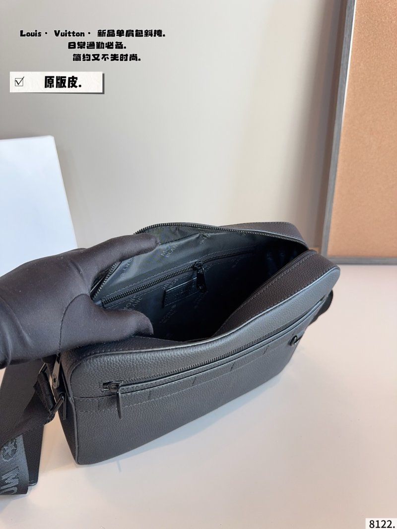 Louis Vuitton Outdoor Messenger Bag Black view
