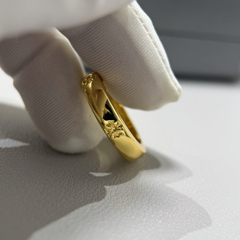 Chrome Hearts 22K Gold Cross Flower Ring view