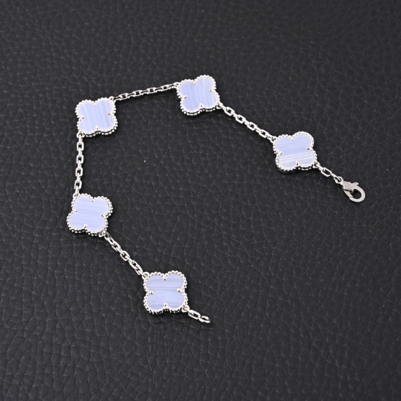 Van Cleef & Arpels Blue Chalcedony Clover Bracelet view