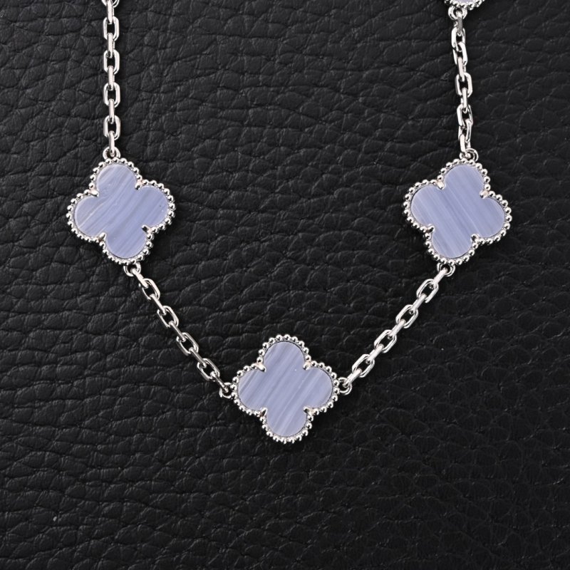 Van Cleef & Arpels Blue Chalcedony Clover Bracelet view