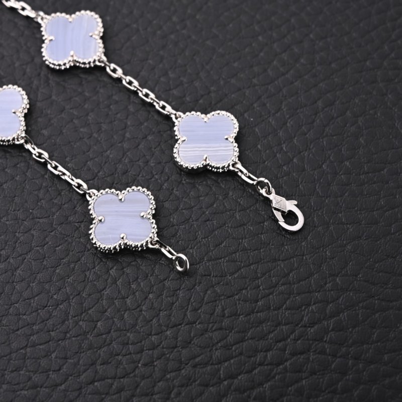Van Cleef & Arpels Blue Chalcedony Clover Bracelet view