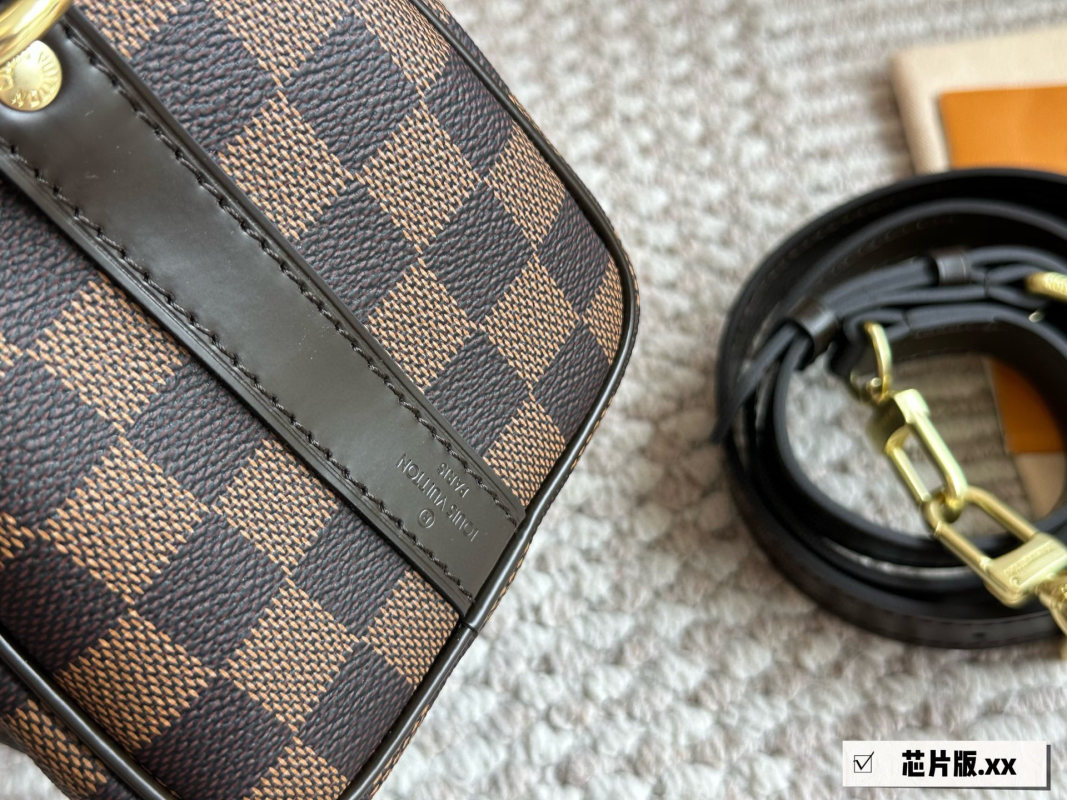 Louis Vuitton Damier Checkerboard Handbag with Adjustable Strap view