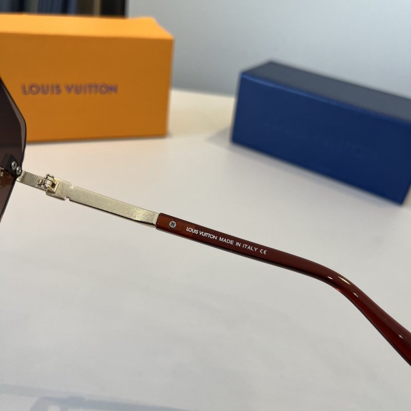 Louis Vuitton Rimless Square Sunglasses Brown Gradient view